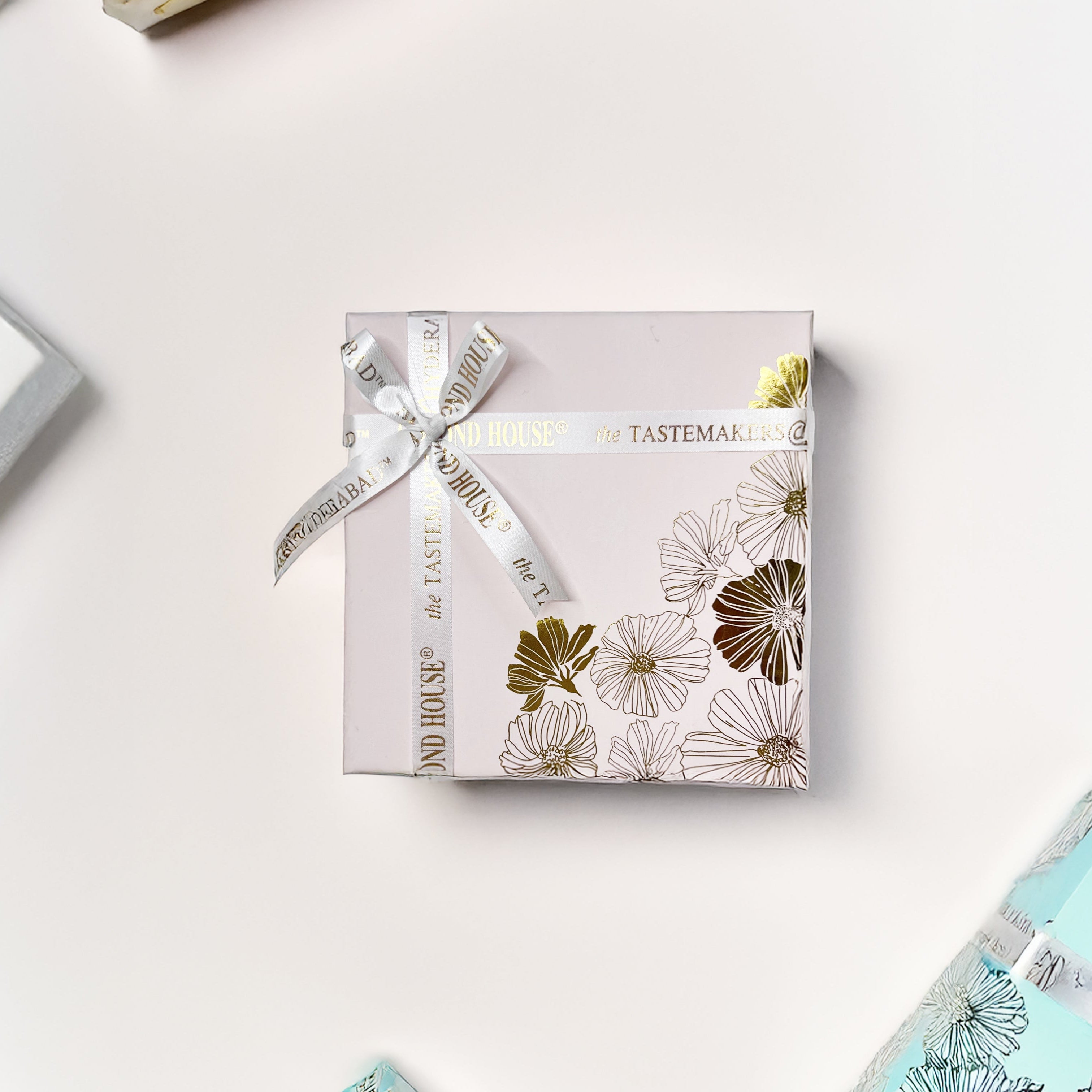 Chocolate Box (9 Pc)