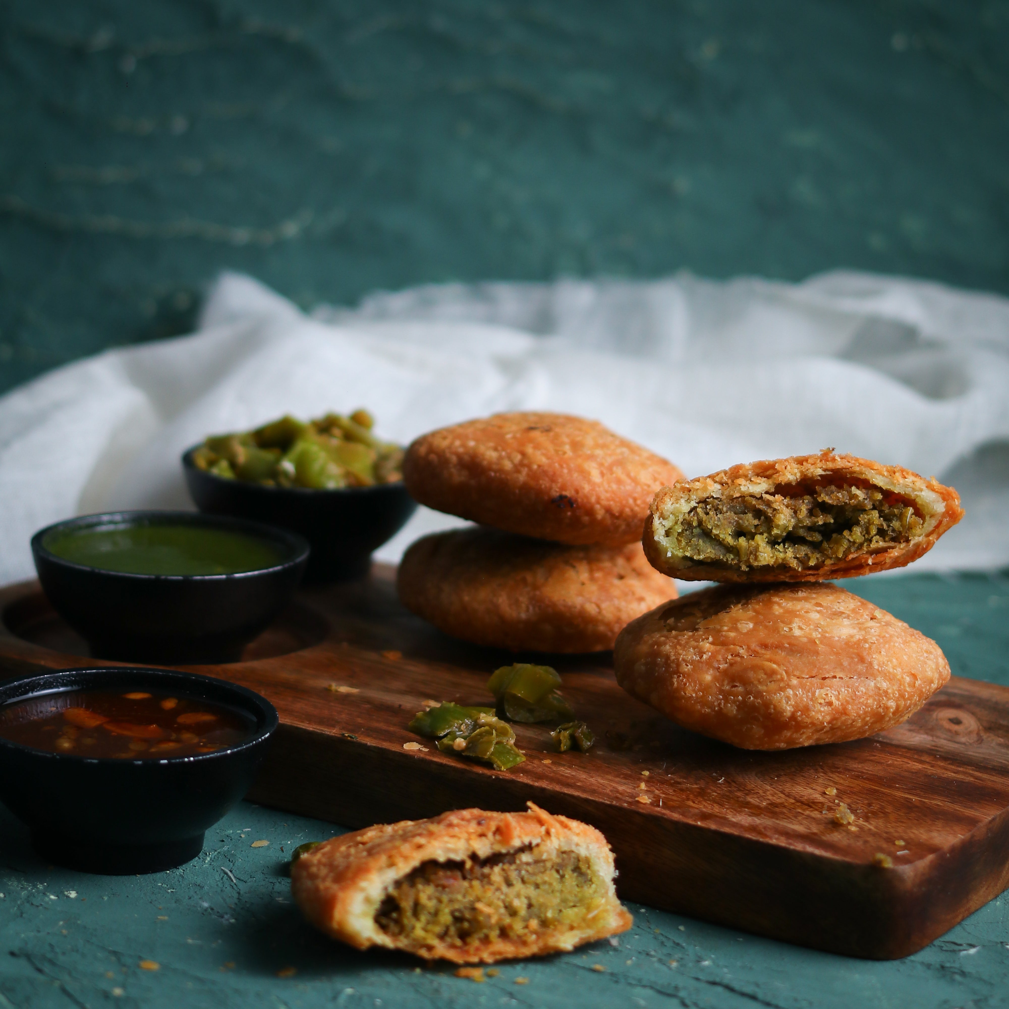 Mutter Kachori