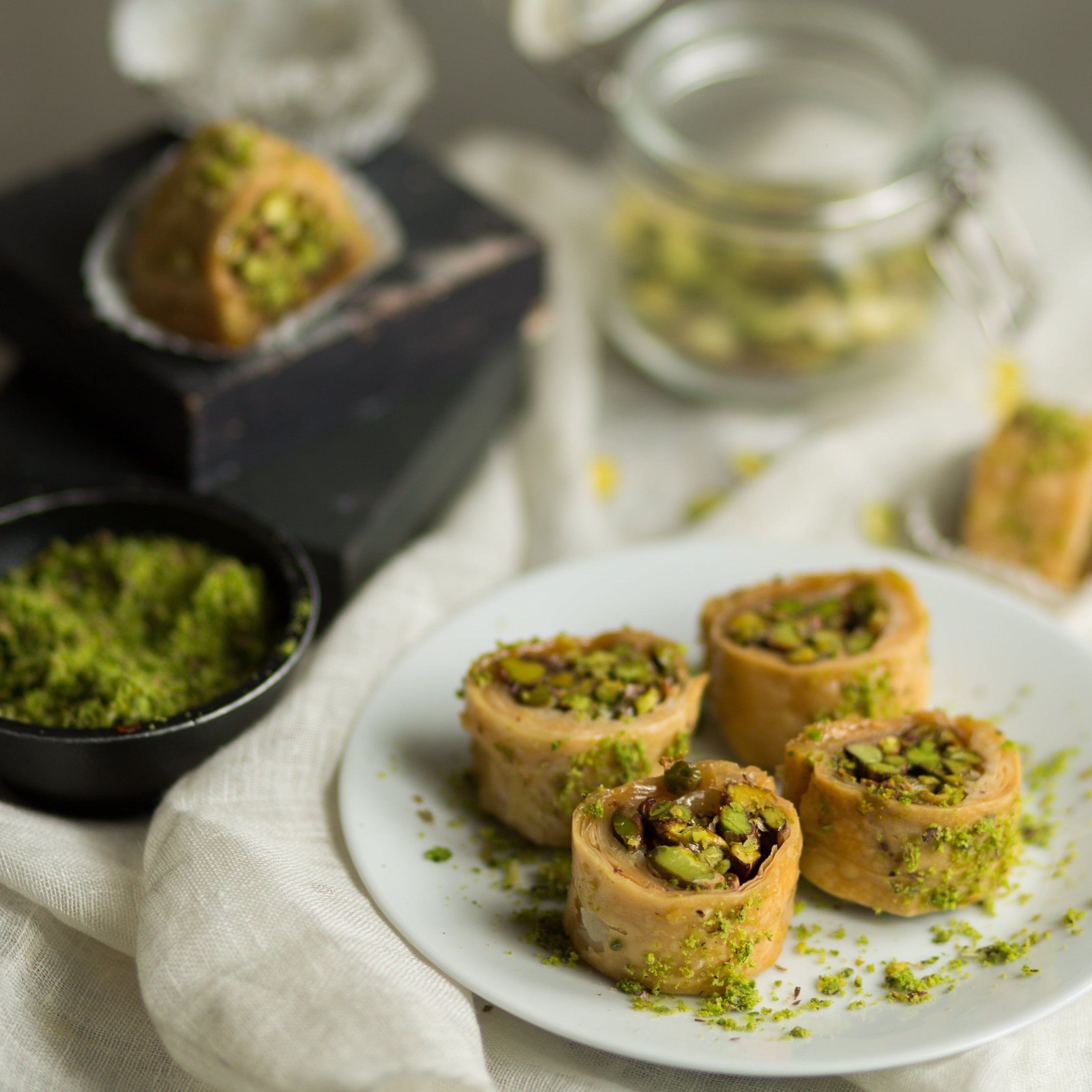 Pistachio Turkish Roll